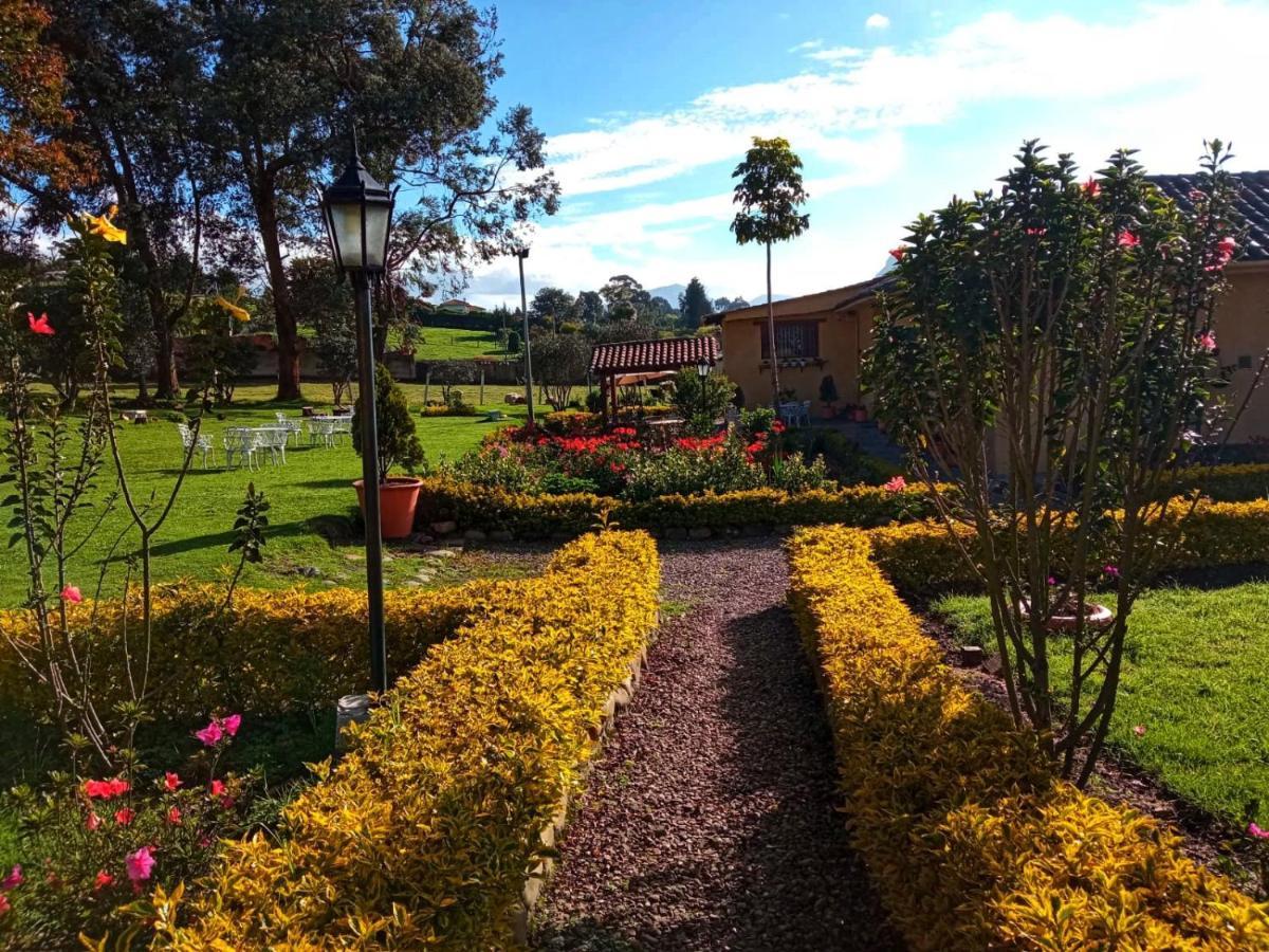 Hotel Campestre Franchesca Табіо Екстер'єр фото
